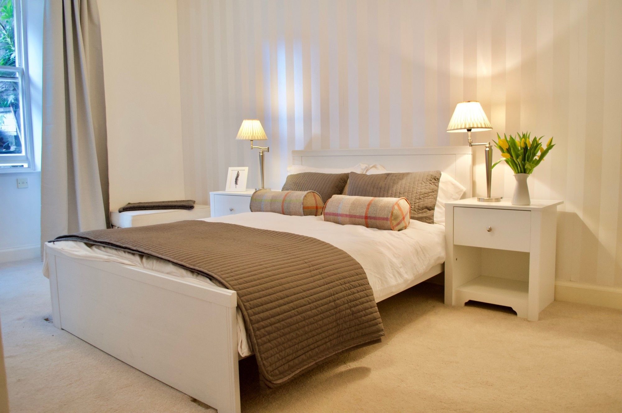 2 Bedroom Garden Flat In Bruntsfield Appartement